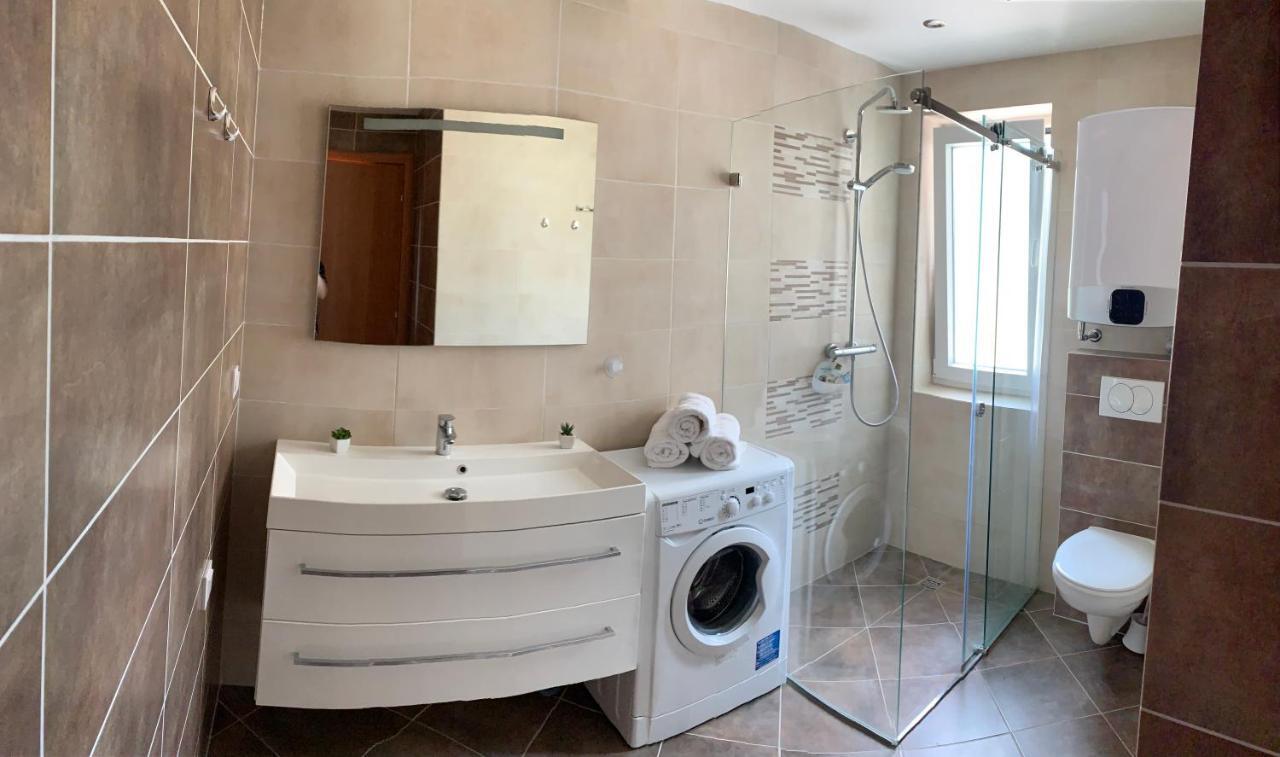 Ferienwohnung Ive Lole Ribara 38 Bečići Exterior foto